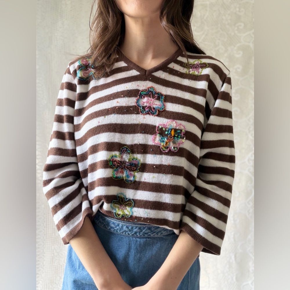 Vintage Striped Floral Beaded Knit Sweater V Neck Soft 90s Cottage - Picture 8 of 16